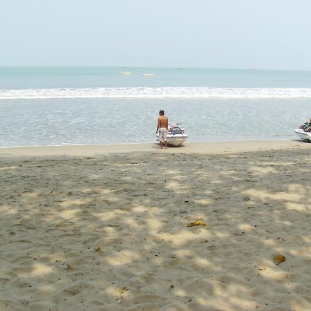 Ferienwohnung Kondominium Pantai Carita Anyer Exterior foto